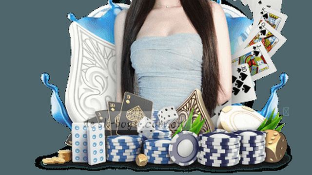 1. 随时在线，陪你到底     
2. 有问题？直接聊
3. 你的专属后援团
4. 多平台，秒响应